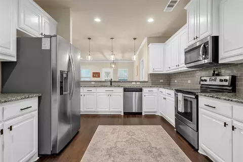 427 Paso Fino St, Robinson, TX 76706