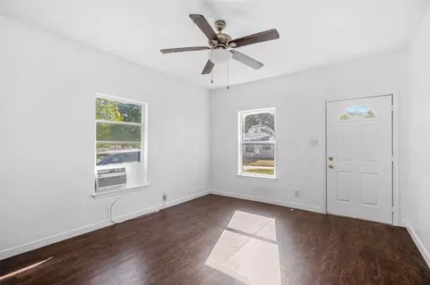 1417 E Chaffin St, Sherman, TX 75090