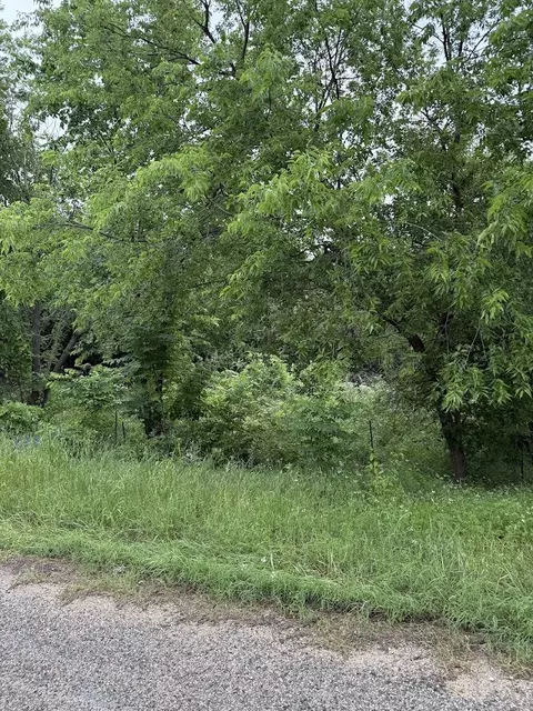 7419 Cottonwood Creek Rd, Fort Worth, TX 76135