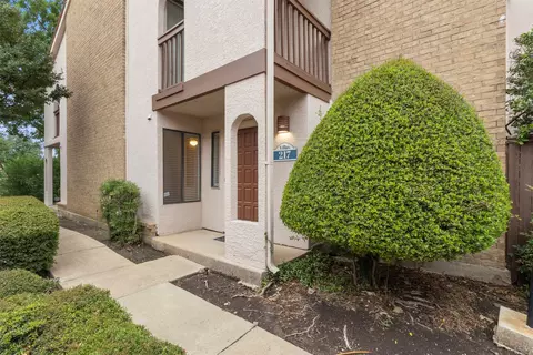 563 Ranch Trl #217, Irving, TX 75063