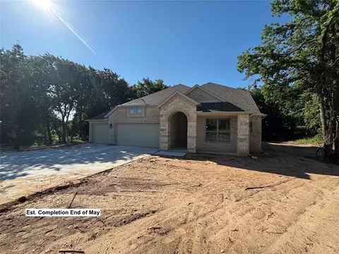 121 Loveta Ln, Boyd, TX 76023