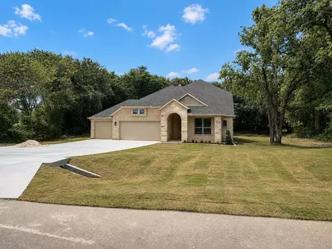 121 Loveta Ln, Boyd, TX 76023
