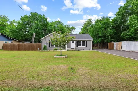 1020 W Ford St, Denison, TX 75020