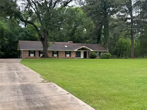 7671 S Lakeshore Dr, Shreveport, LA 71119