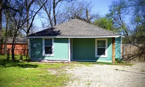 927 W Baker St, Denison, TX 75020