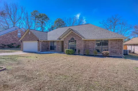 4930 Beechwood Hills Dr, Shreveport, LA 71107