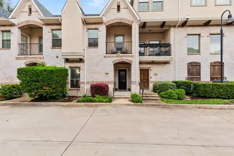 8824 Tudor Pl, Dallas, TX 75228