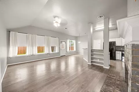 119 Lipan St, Greenville, TX 75402