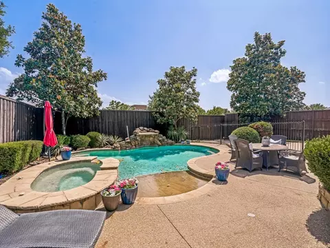 2701 Bandolier Ln, Frisco, TX 75033