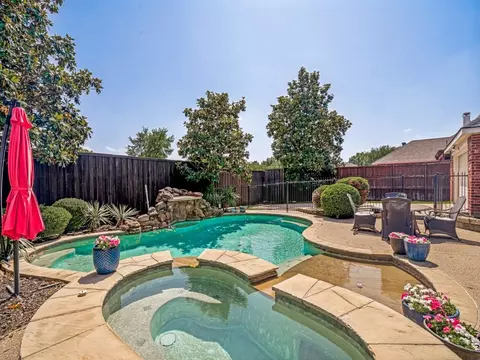 2701 Bandolier Ln, Frisco, TX 75033