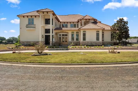 224 Kathryns Ct, Mount Pleasant, TX 75455