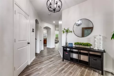 1800 Rodeo Dr, Anna, TX 75409