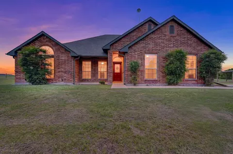 2828 Bennett Rd, Howe, TX 75459