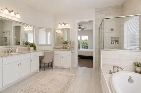 Bath - 2809 River Bend Pl, Celina, TX 75009 photo 1 of 5