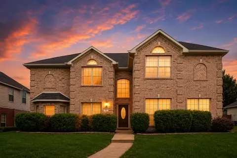 1521 Mountain Laurel Ln, Desoto, TX 75115