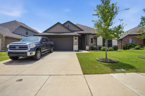 820 Boomer Ln, Ferris, TX 75125