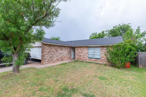 Exterior - 1702 Chachalaca Ln, Abilene, TX 79605 photo 1 of 6