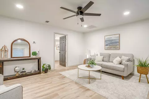144 Sunset St, Whitney, TX 76692