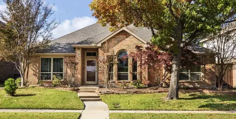 2075 Sunset Ln, Lewisville, TX 75067