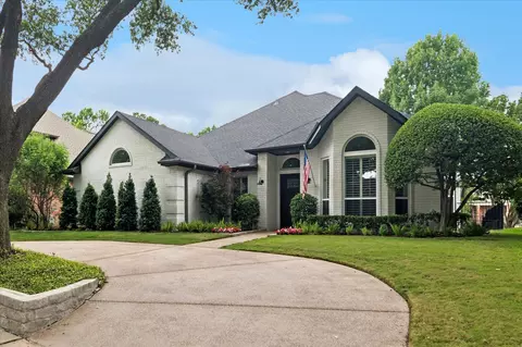 1313 Auburn Pl, Plano, TX 75093