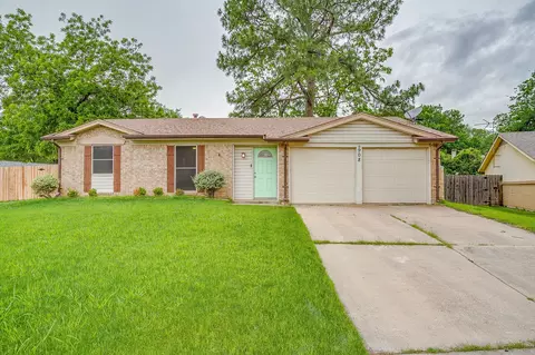 908 Skylark, Mansfield, TX 76063