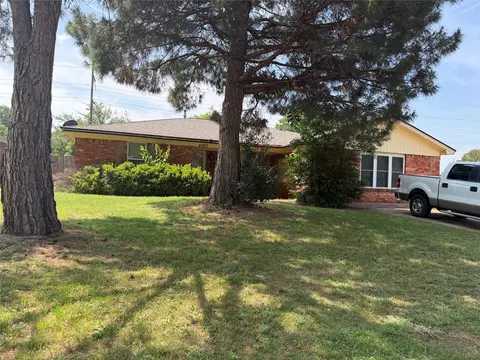 4097 Brook Hollow Dr, Abilene, TX 79605