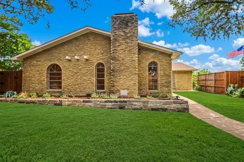 2905 Arcadia Ln, Carrollton, TX 75007
