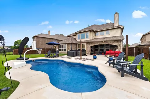 1056 Knoxbridge Rd, Forney, TX 75126
