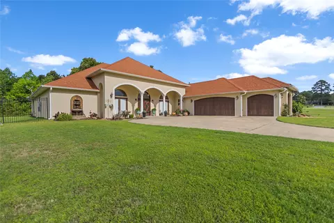 235 County Road 1130, Kilgore, TX 75662