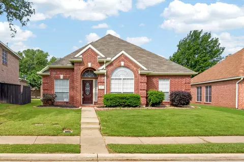824 High Meadow Ct, Lewisville, TX 75077