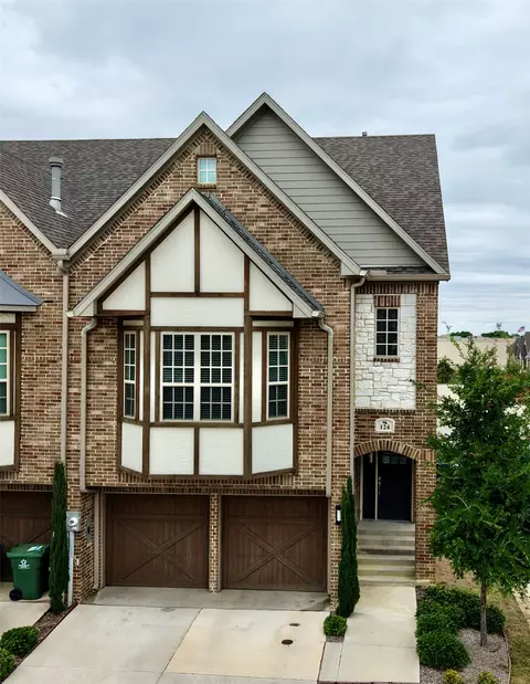 124 Canonbury Dr, Lewisville, TX 75067