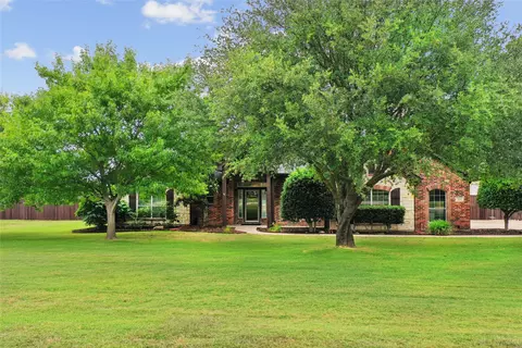 3011 John T Ln, Midlothian, TX 76065