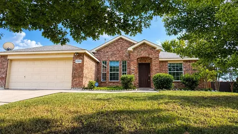 2004 Northridge Dr, Forney, TX 75126