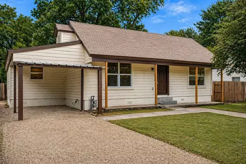 508 W Lone Star Ave, Cleburne, TX 76033