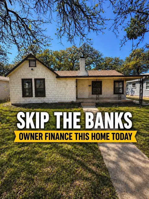 1801 Robinwood Dr, Fort Worth, TX 76111