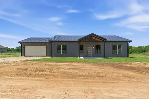 2501 Cowley Rd, Whitt, TX 76490
