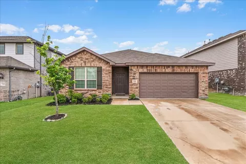 2856 Fox Trail Ln, Fort Worth, TX 76108