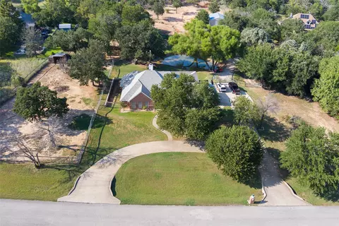 210 Saddle Club Rd, Weatherford, TX 76088