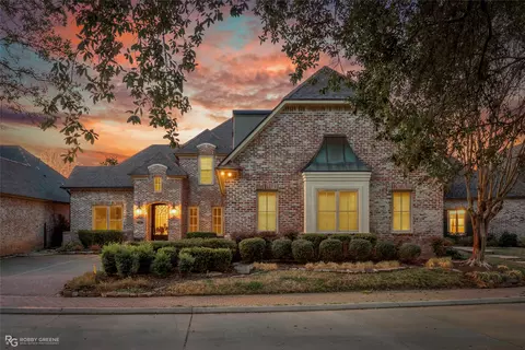 105 Esplanade Ct, Bossier City, LA 71111