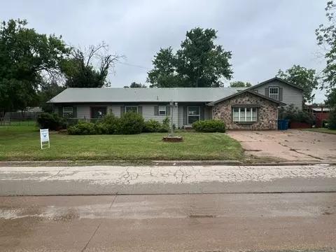 1305 W Elliott St, Breckenridge, TX 76424
