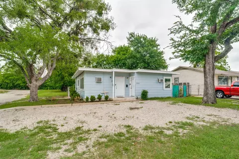 3301 Willing Ave, Fort Worth, TX 76110