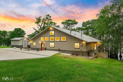 10945 Ferry Lake Rd, Oil City, LA 71061