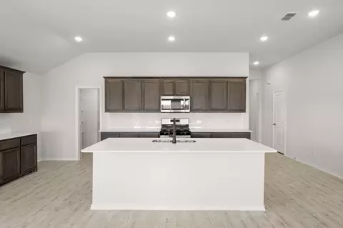 949 Abalone Ave, Haslet, TX 76052 photo 3