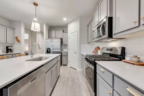 Kitchen - 14504 Bootes Dr, Haslet, TX 76052 photo 1 of 3