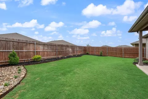 Exterior - 14504 Bootes Dr, Haslet, TX 76052 photo 6 of 7