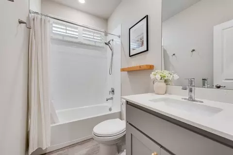 Bath - 14504 Bootes Dr, Haslet, TX 76052 photo 1 of 1