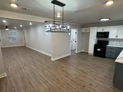 1606 Cherry Ave, Corsicana, TX 75110