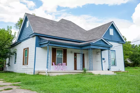 3913 Lee St, Greenville, TX 75401