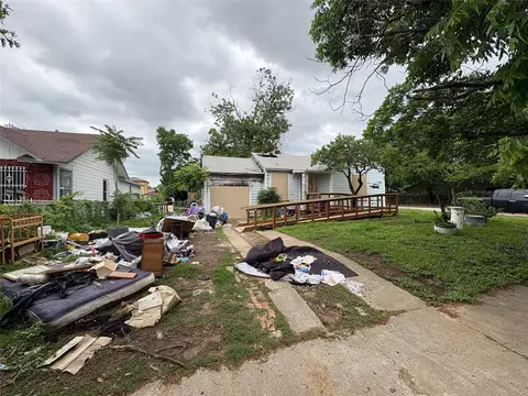 3250 Grover Ave, Fort Worth, TX 76106