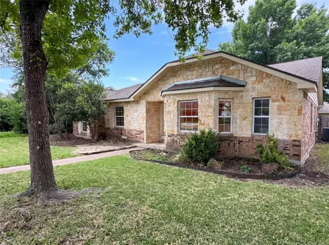 Exterior - 1332 Kesser Dr, Plano, TX 75025 photo 4 of 4